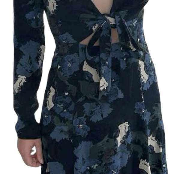 WILFRED Aritzia Floral Aubagne Cut Out Tie Front Dress Black w/ Cream Blue - Picture 4 of 14